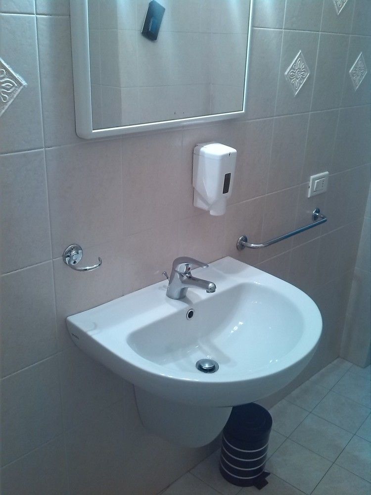 Uptown B'N'B Otel Bergamo Dış mekan fotoğraf