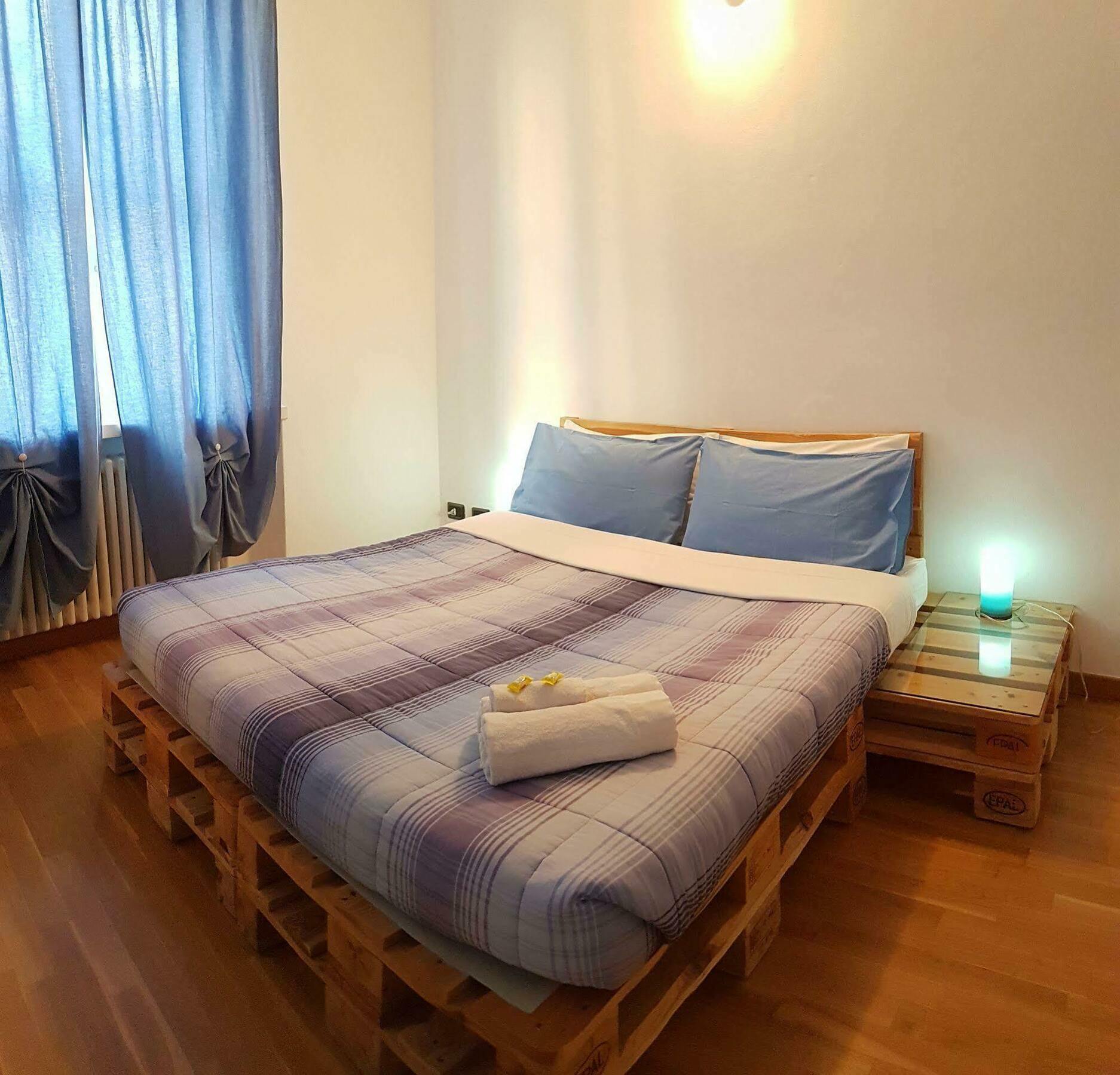 Uptown B'N'B Otel Bergamo Dış mekan fotoğraf